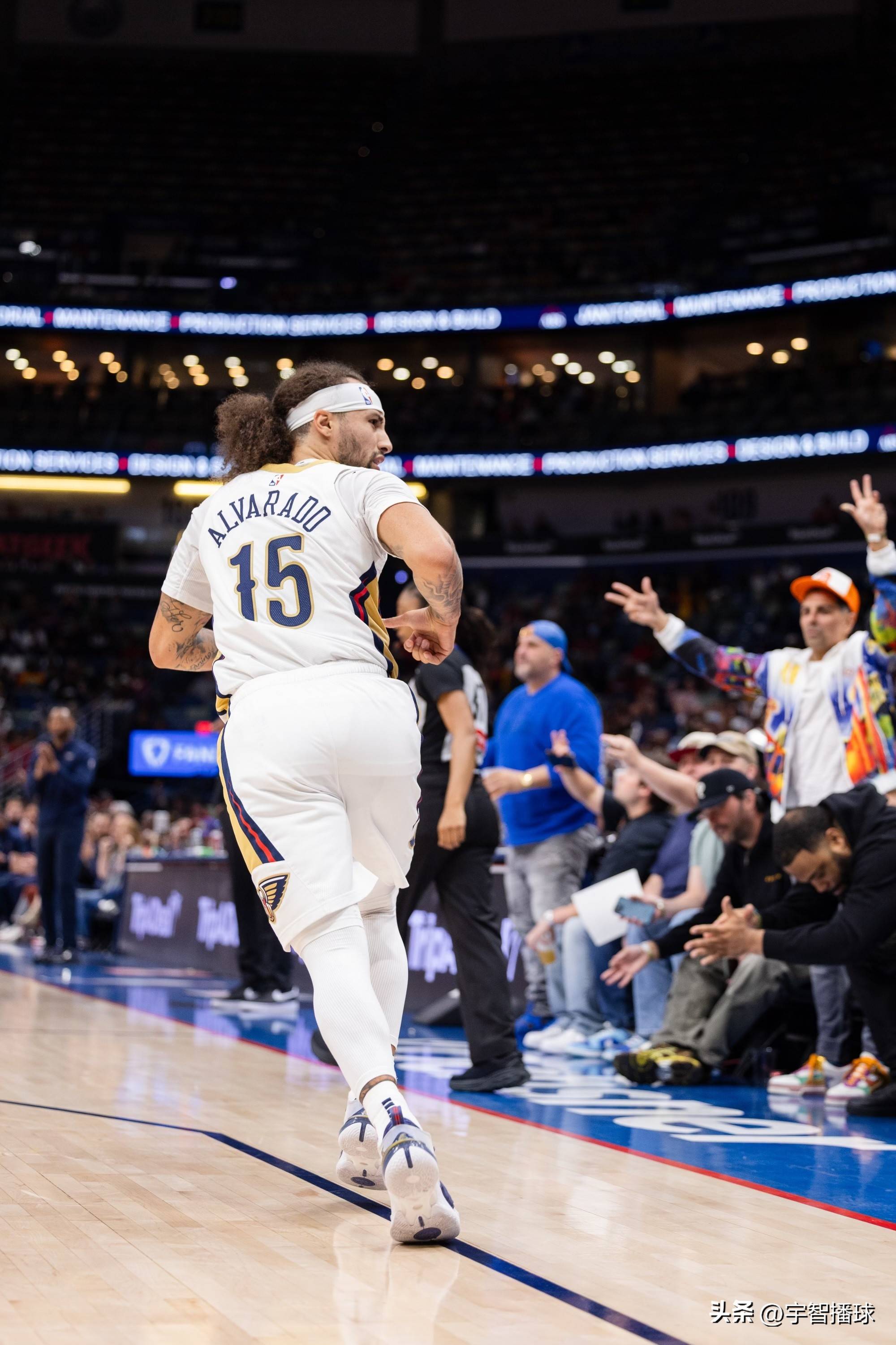 波兰男篮轻取鹈鹕，威斯布鲁克打破历史纪录的简单介绍