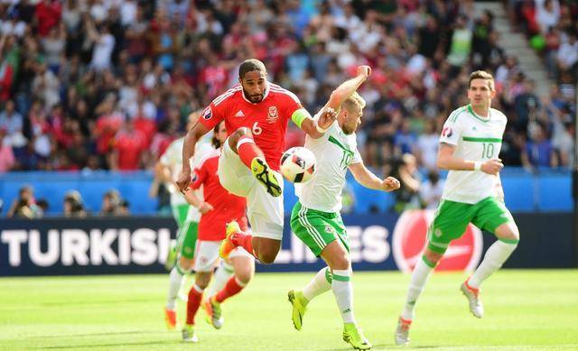 关于丹麦队砍平瑞士队，积分榜领先保住的信息