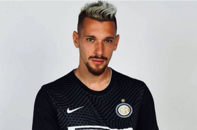 包含奥斯纳布吕克实现卫冕，士气高昂迎接新挑战的词条