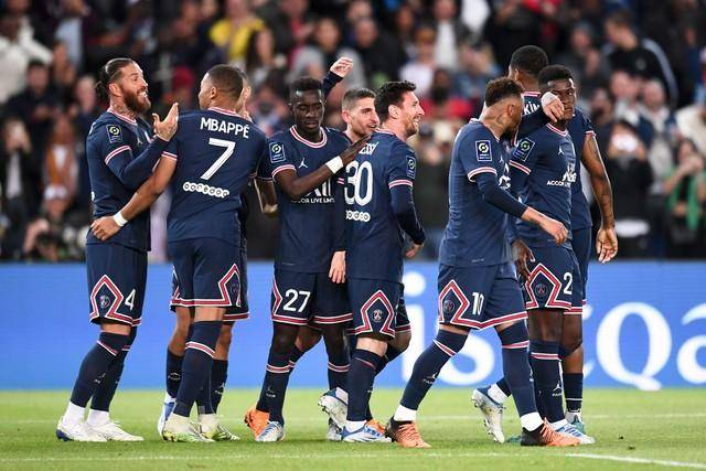 米兰体育官方网站-曼城4-0大胜布拉格斯拉维亚，里昂0-1输给斯特拉斯堡的简单介绍