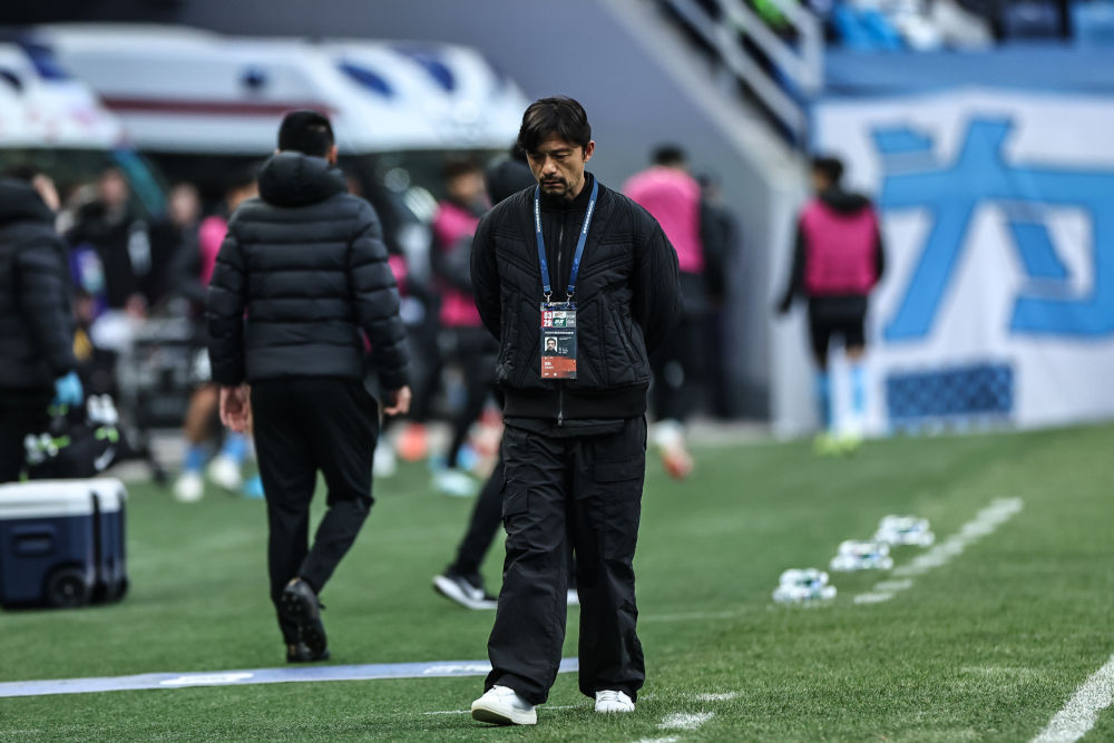 包含长春亚泰队的主帅表示球队需要更多的训练时间的词条