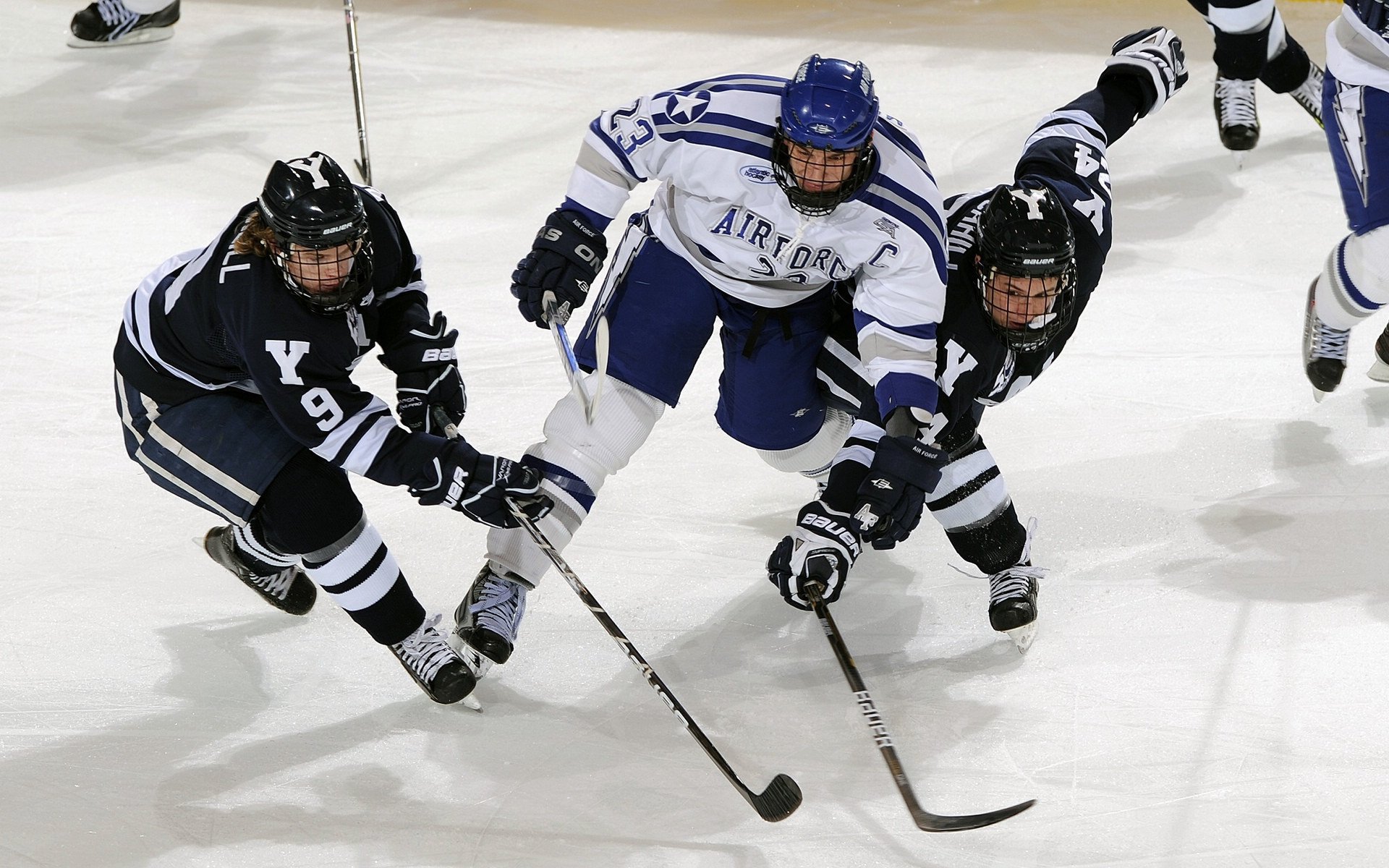 劳塔罗一锤定音，安哥拉爆冷塞内加尔—非洲杯的逆转与新生